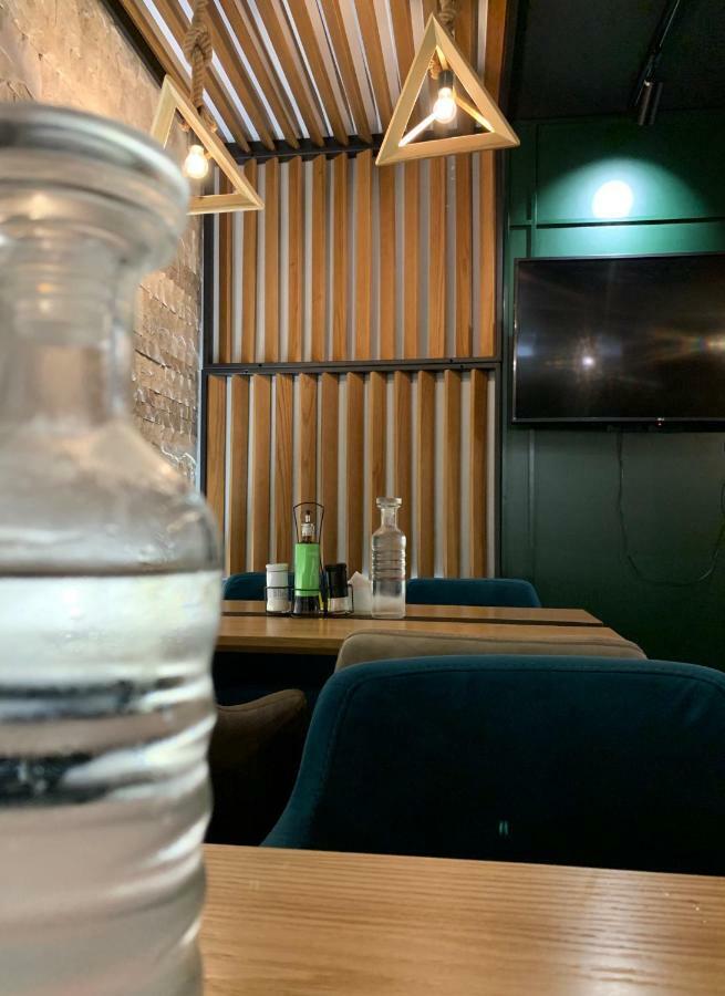 Hotel Lahuta Bajram Curri Exteriér fotografie