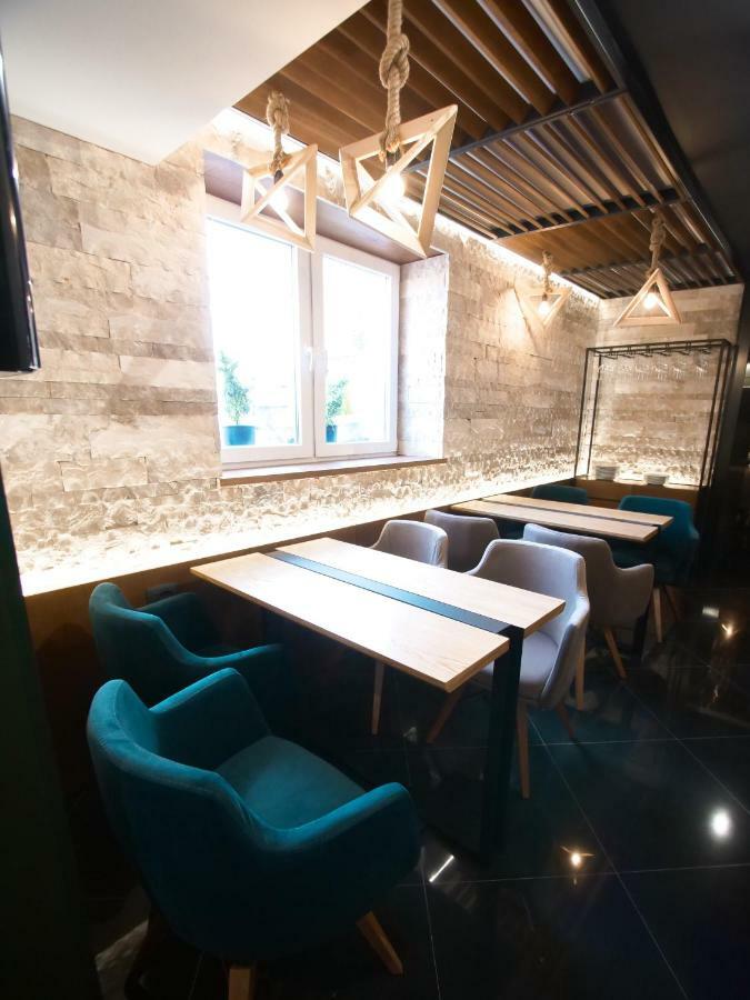 Hotel Lahuta Bajram Curri Exteriér fotografie