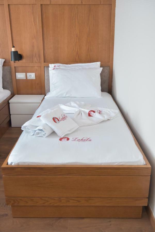 Hotel Lahuta Bajram Curri Exteriér fotografie