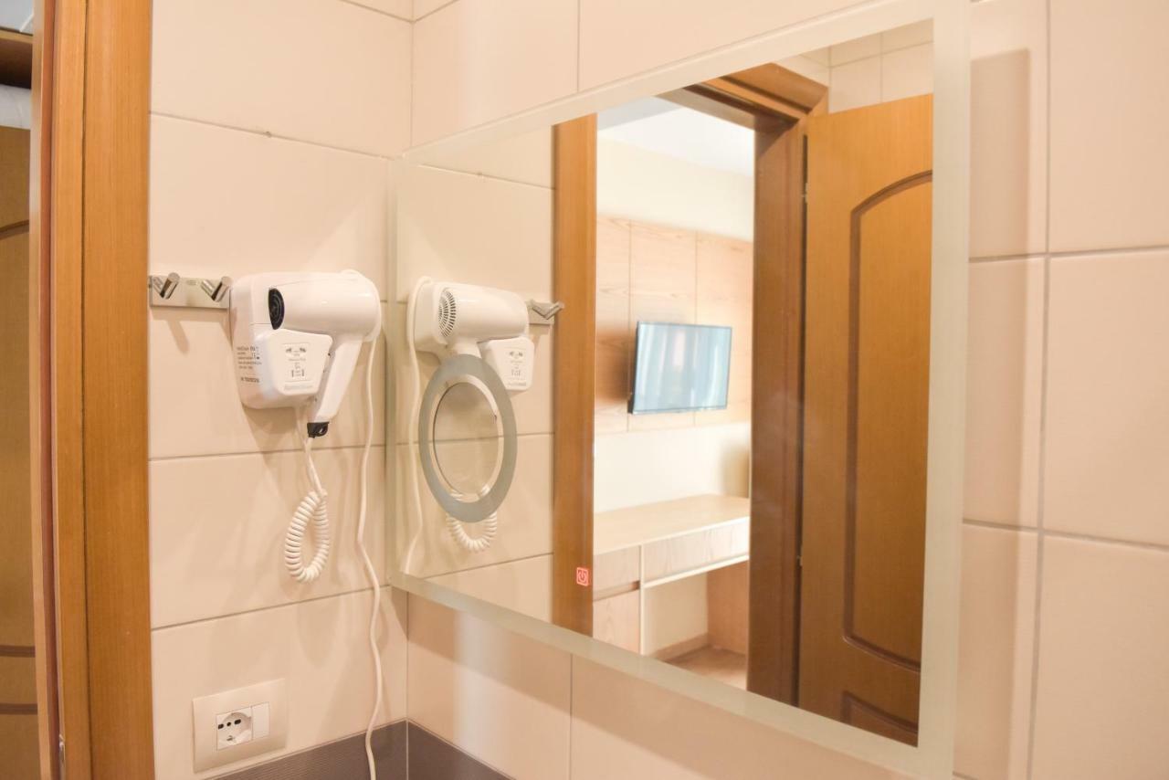 Hotel Lahuta Bajram Curri Exteriér fotografie